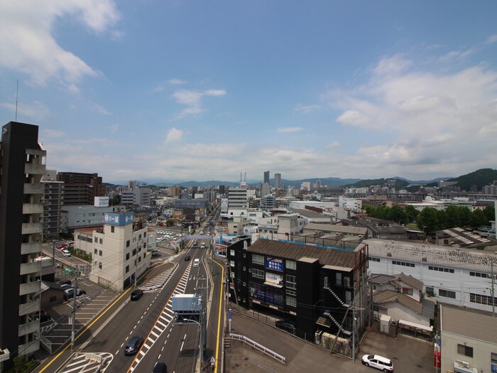 物件内観写真15　(室内からの展望)