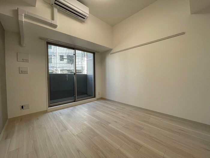 物件内観写真15　(室内からの展望)