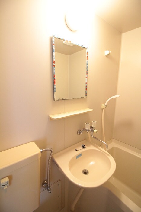 物件内観写真11　(洗面)