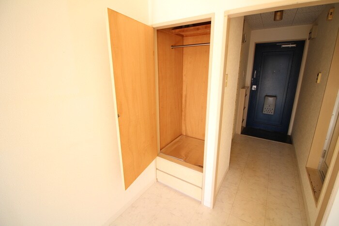 物件内観写真13　(収納)