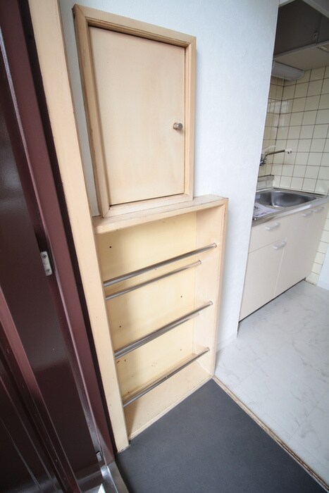 物件内観写真14　(靴箱)