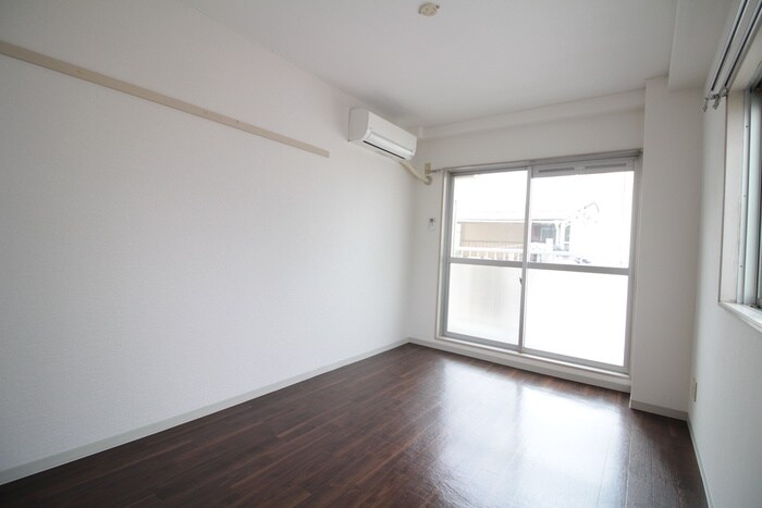 物件内観写真19　(居室)