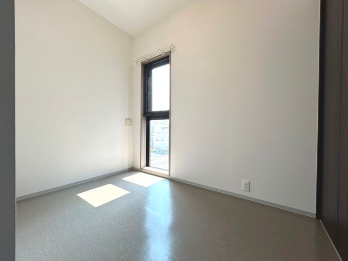 物件内観写真19　(居室)