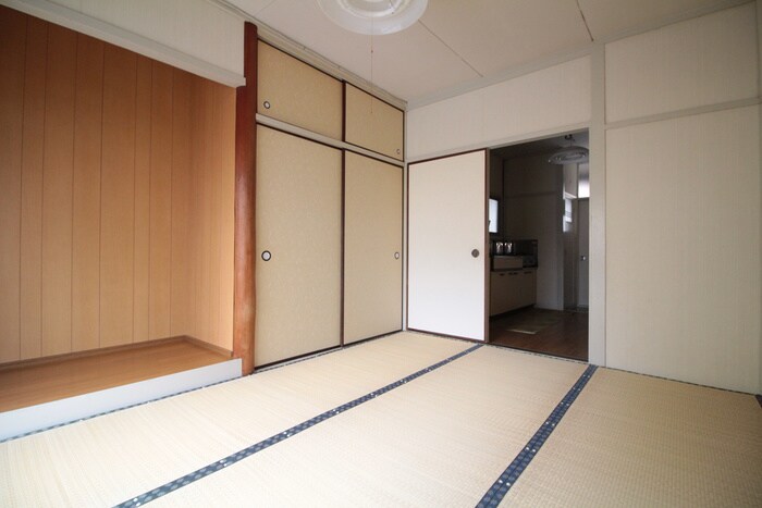 物件内観写真7　(居室)