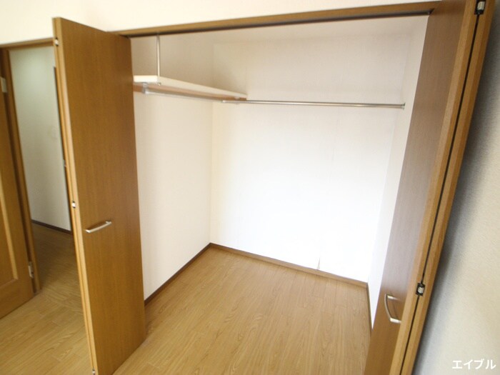 物件内観写真9　(収納)