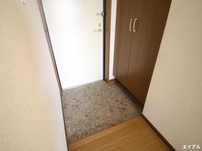 物件内観写真22　(玄関)
