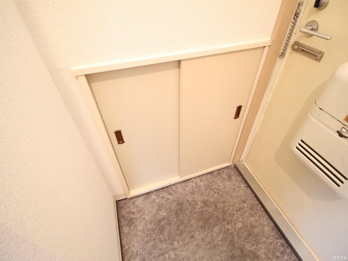 物件内観写真18　(靴箱)