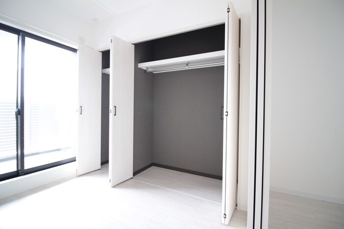 物件内観写真12　(収納)