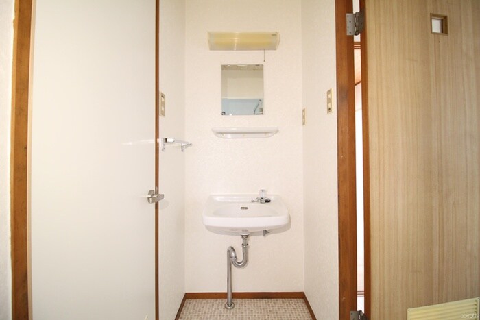物件内観写真11　(洗面)