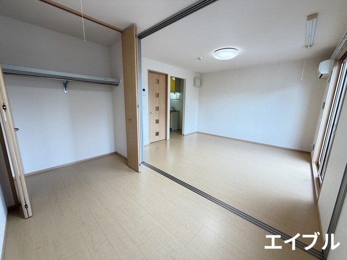 物件内観写真18　(居室)