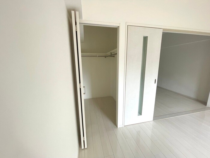 物件内観写真12　(収納)