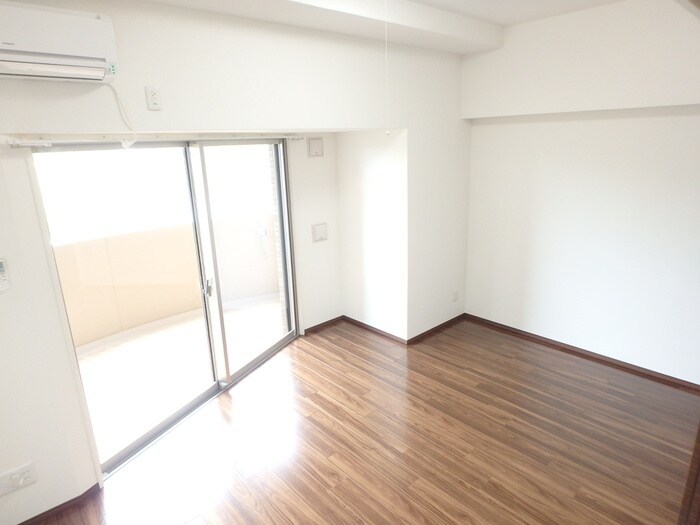 物件内観写真22　(居室)