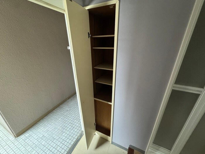 物件内観写真11　(靴箱)