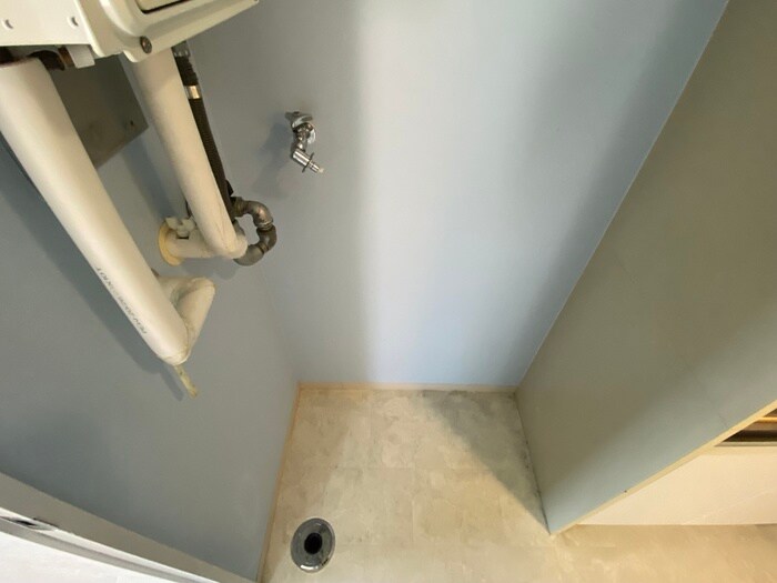 物件内観写真15　(洗濯機置場)