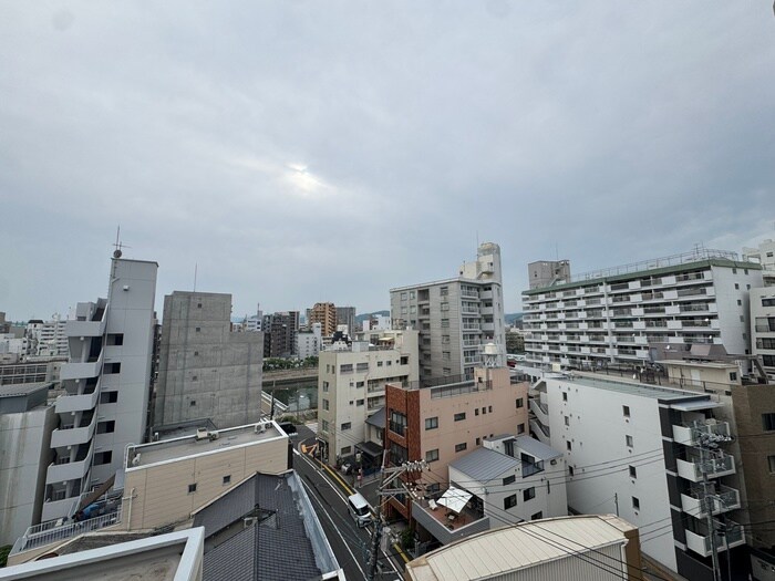 物件内観写真16　(室内からの展望)