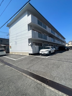 吉兆マンション外観写真