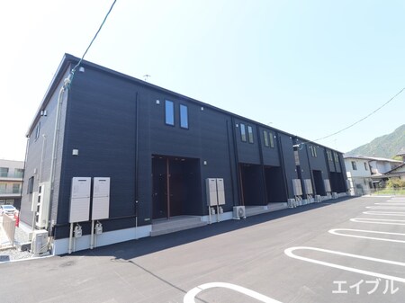 サン ウォームⅡ外観写真