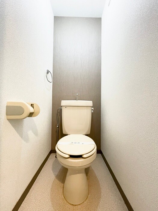 物件内観写真11　(トイレ)