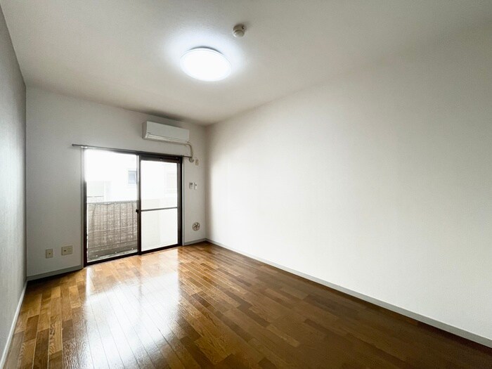 物件内観写真16　(居室)