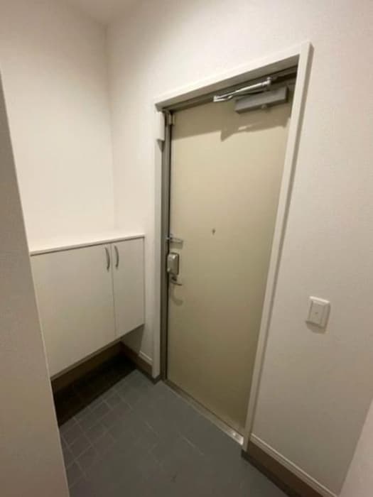物件内観写真14　(玄関)