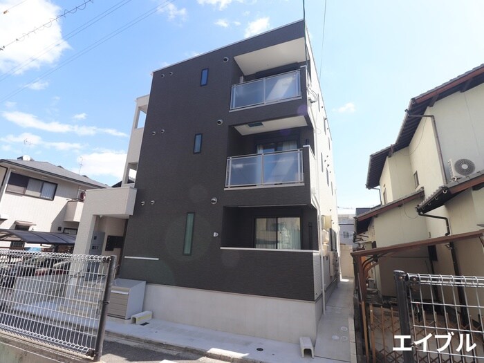 物件外観写真1　(外観写真)