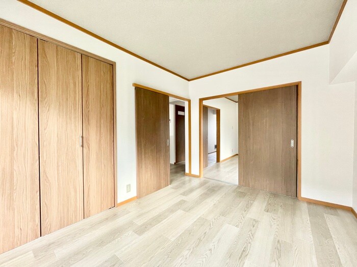 物件内観写真18　(居室)