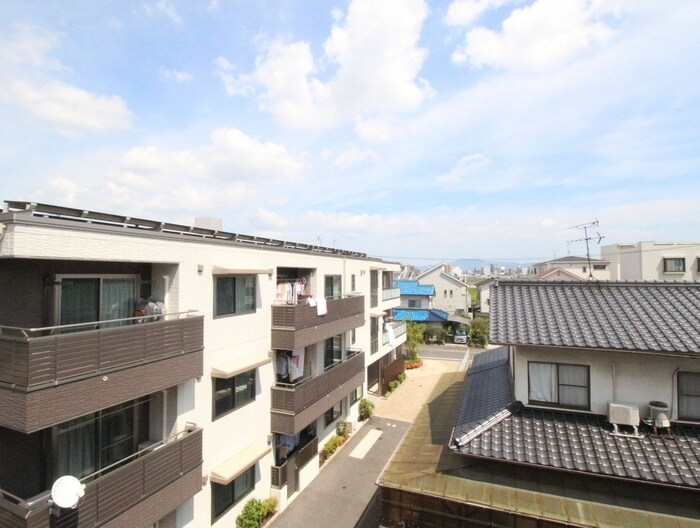 物件内観写真15　(室内からの展望)