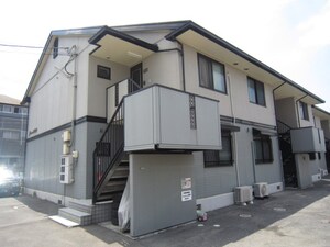 ジュネス新田　Ｂ棟外観写真