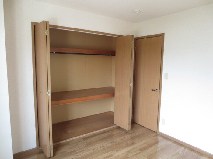 物件内観写真8　(収納)