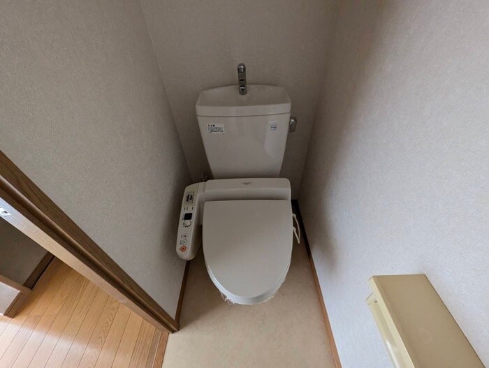 物件内観写真9　(トイレ)