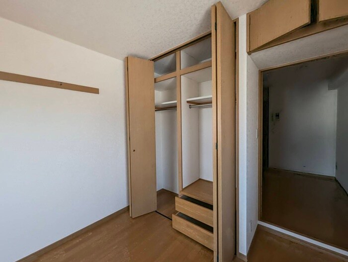 物件内観写真16　(収納)