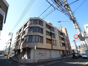 セントラルハイツ中山外観写真