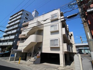 坪田ビル外観写真