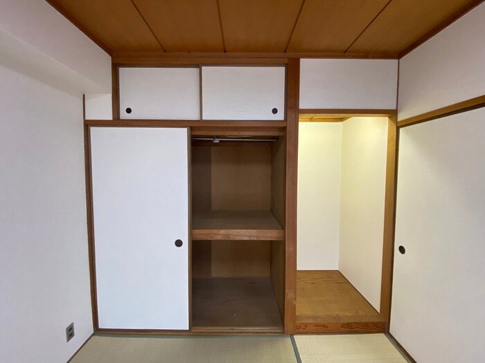 物件内観写真11　(収納)