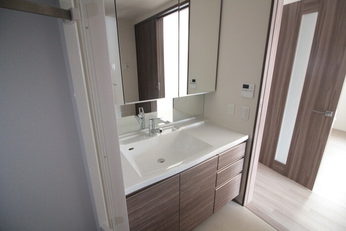 物件内観写真9　(収納)