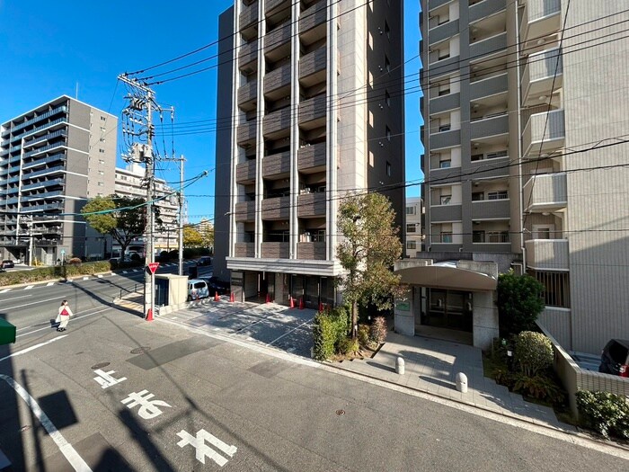 物件内観写真16　(室内からの展望)