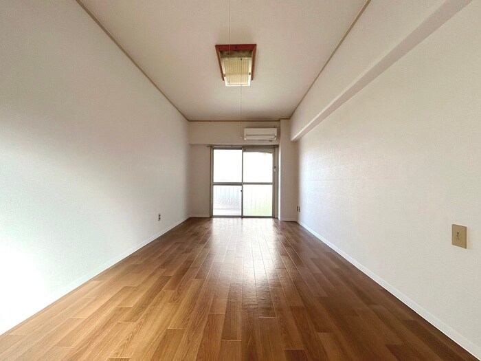 物件内観写真17　(居室)