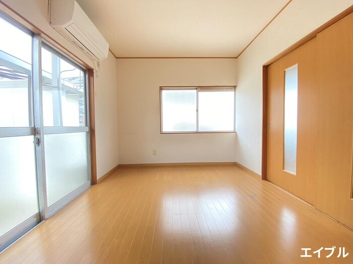 物件内観写真7　(居室)