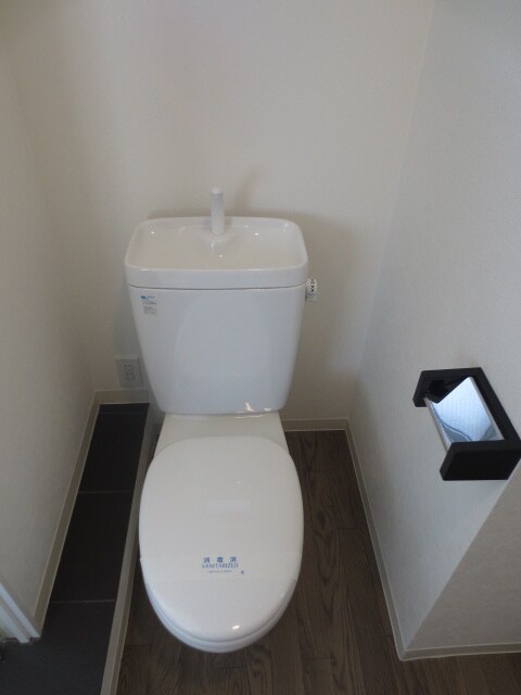 物件内観写真11　(トイレ)