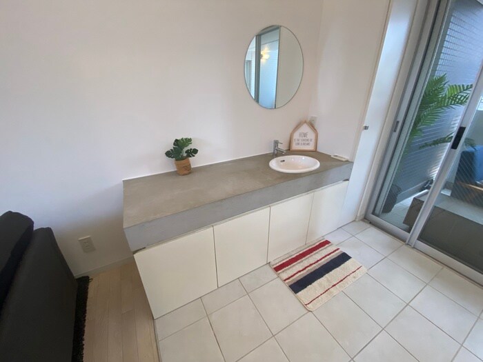 物件内観写真11　(洗面)