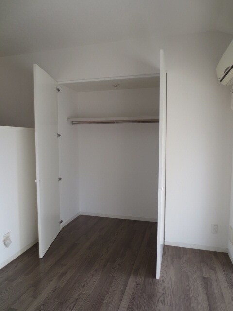 物件内観写真15　(収納)