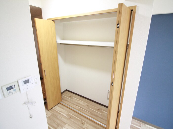 物件内観写真12　(収納)