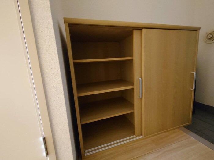 物件内観写真14　(靴箱)