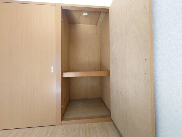 物件内観写真18　(収納)