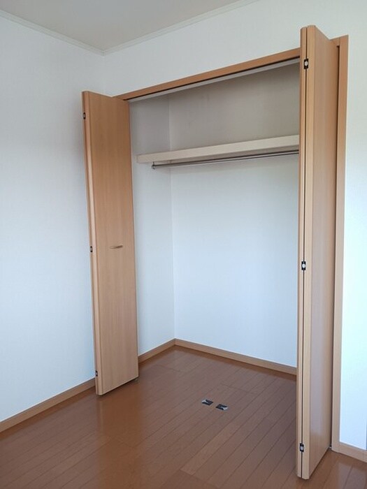 物件内観写真7　(収納)