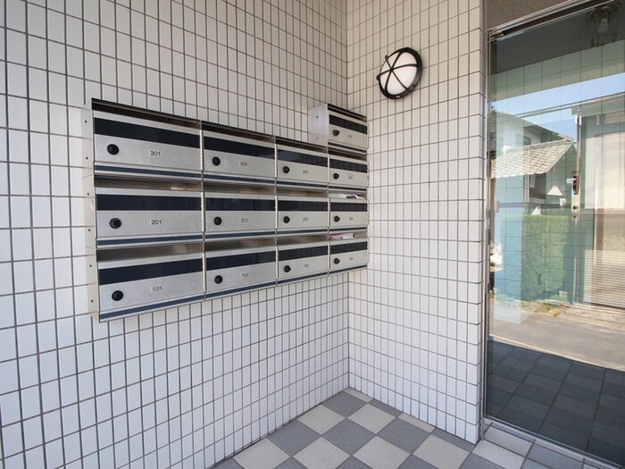 物件外観写真3　(建物設備)