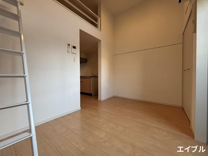 物件内観写真7　(居室)