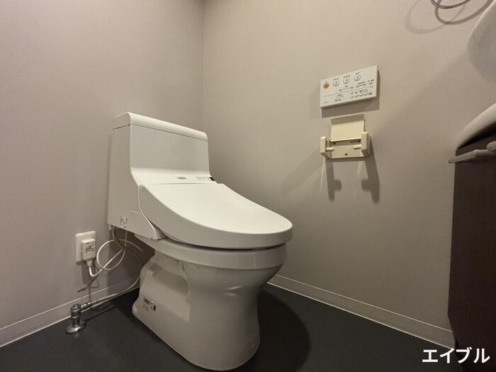 物件内観写真14　(トイレ)