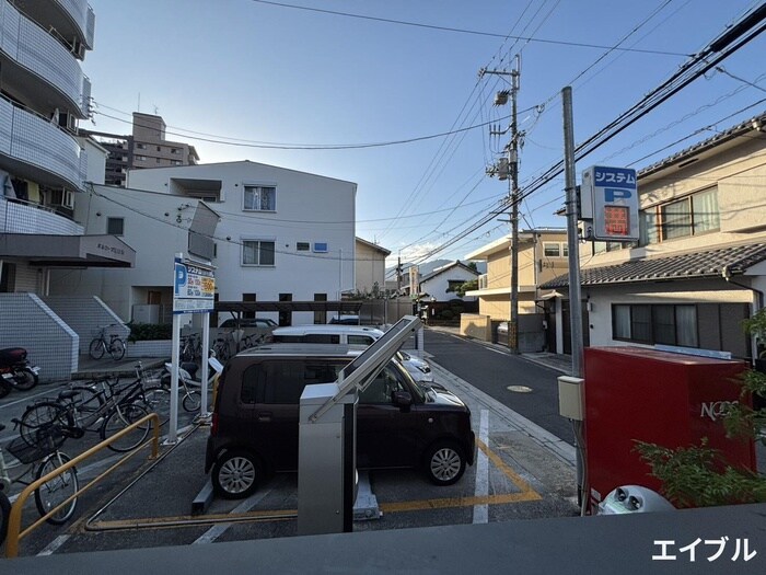 物件内観写真18　(室内からの展望)