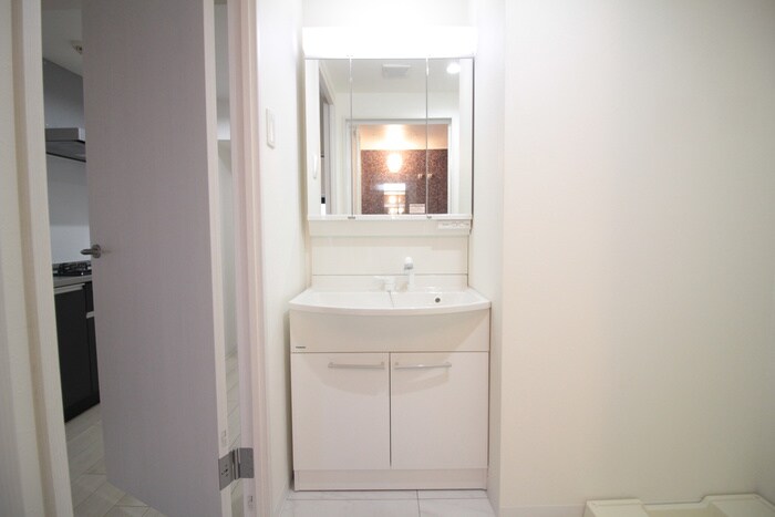 物件内観写真10　(洗面)